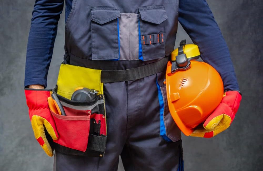 EPI para eletricista: o que não pode faltar no seu kit